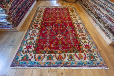 Hand-Knotted Qashgai Rug From Iran (Persian)