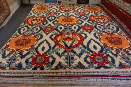 Hand-Knotted Arts&crafts Rug From Pakistan