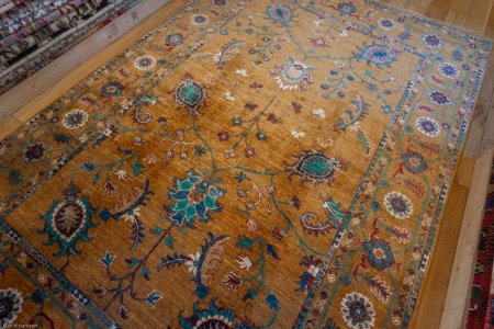 Hand-Knotted Sultanabad Rug From Afghanistan