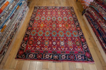 Hand-Knotted Qashgai Rug From Iran (Persian)