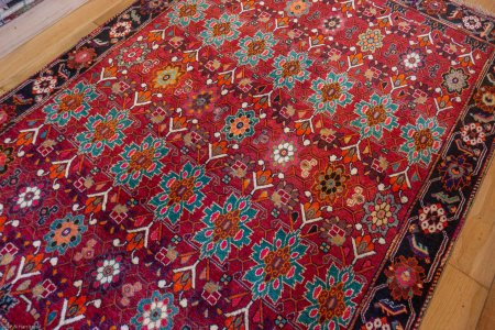 Hand-Knotted Qashgai Rug From Iran (Persian)