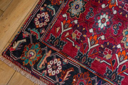 Hand-Knotted Qashgai Rug From Iran (Persian)