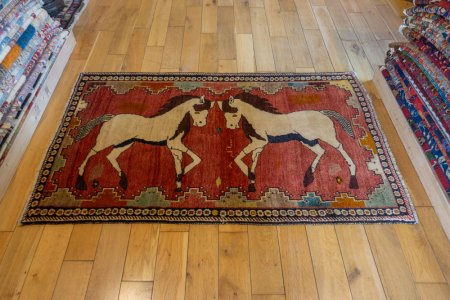 Hand-Knotted Qashgai Rug From Iran (Persian)