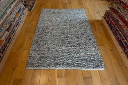 Hand-Knotted Sphere Rug From India