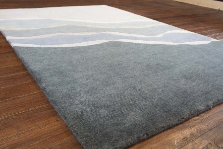 Hand-Woven Nepalese 60 Knot Rug From Nepal