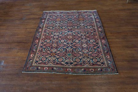 Hand-Knotted Sarouq Rug From Iran (Persian)