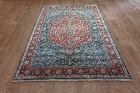 Hand-Knotted Agra Oushak Rug From India