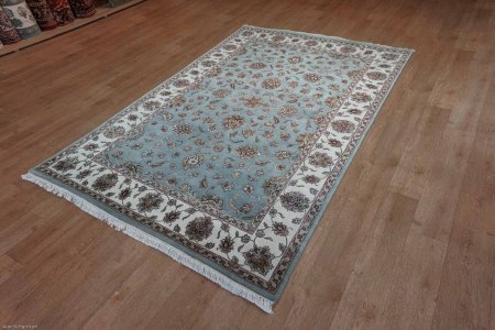 Hand-Knotted Royal Taj Rug From India