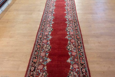Hand-Knotted Mahal Runner From Iran (Persian)