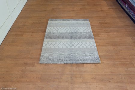 Tufted Sorrento Rug From India