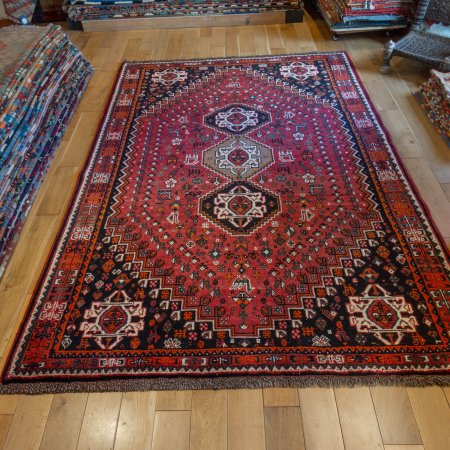 Hand-Knotted Shiraz Rug From Iran (Persian)