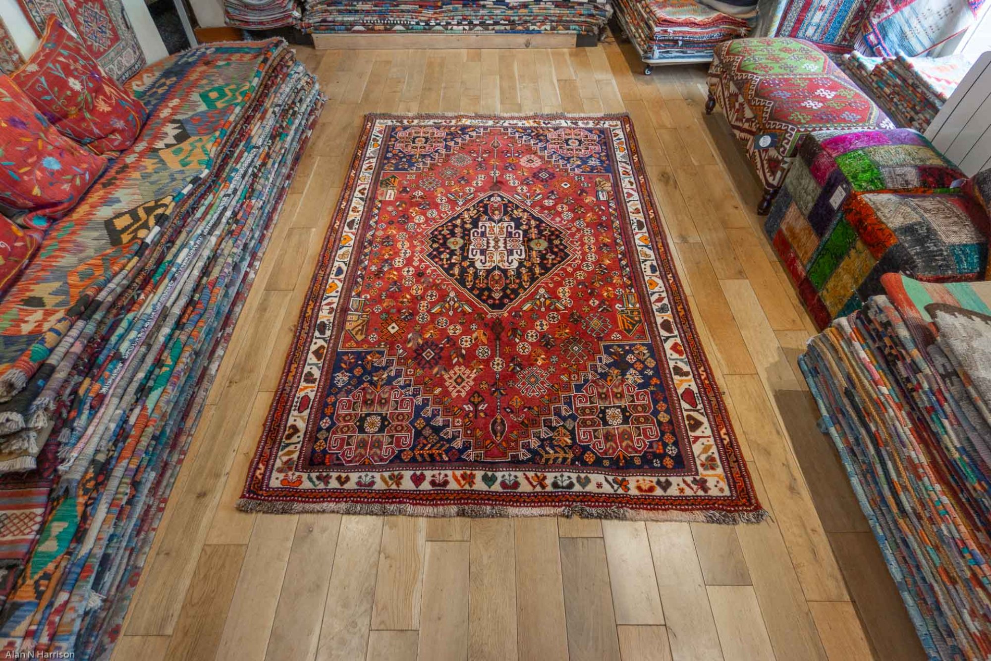 HandKnotted Qashgai Rug From Iran (Persian) (SN25543) Olney Oriental Rugs