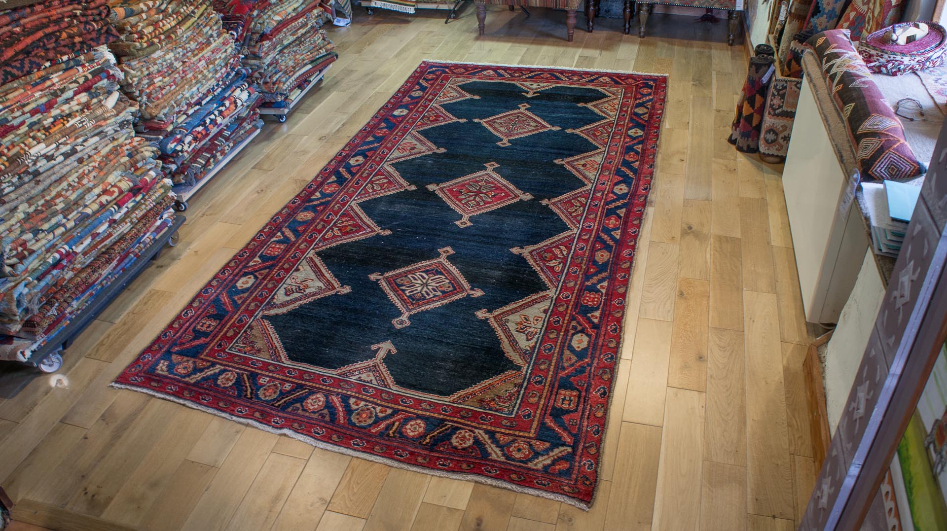Oriental Luri rug