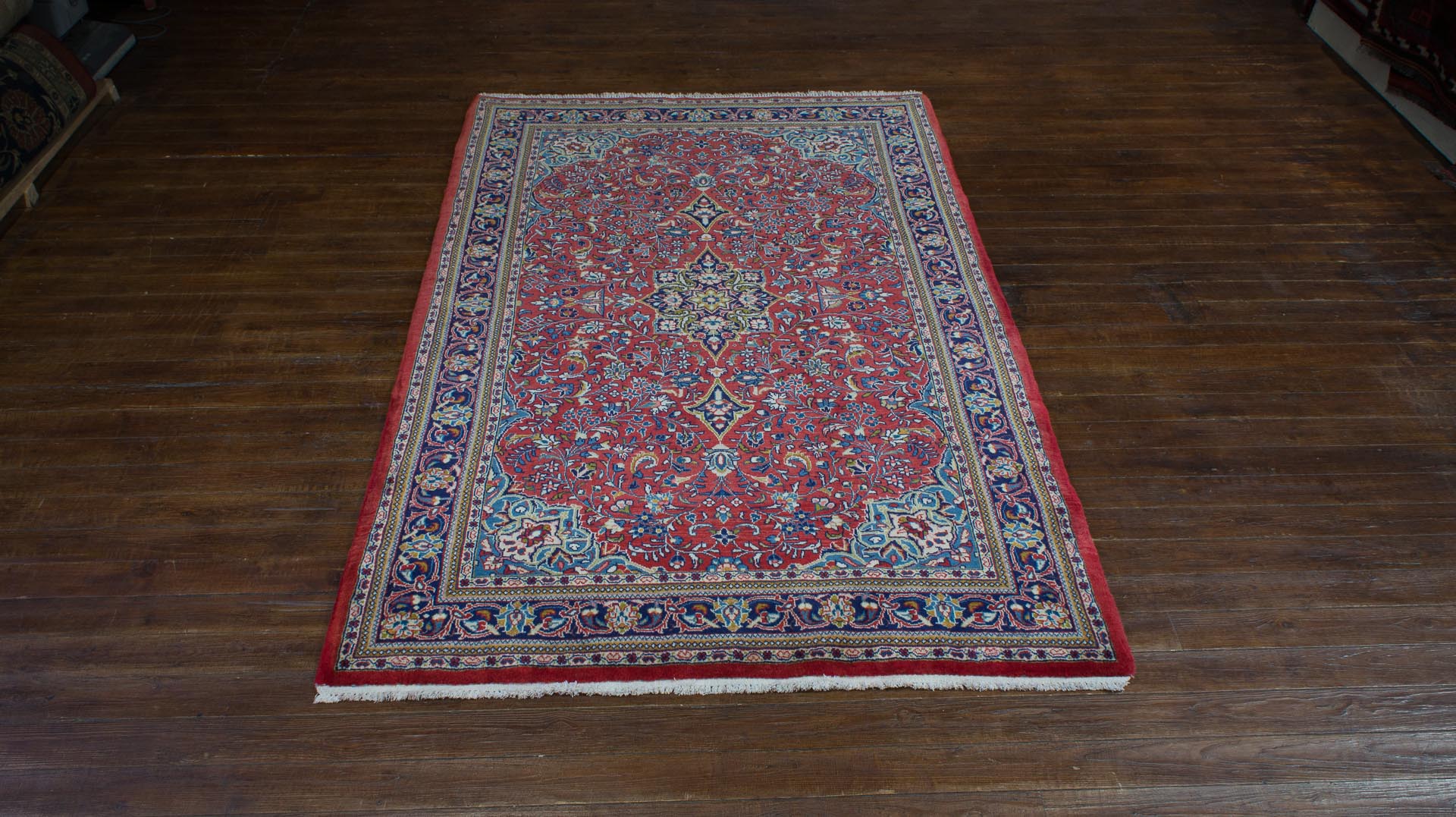 Oriental Sarouq rug